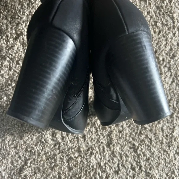 Tall Black Chunky Heel Women's Boots - Picture 5 of 9